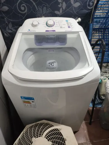 Vende-se máquina de lavar