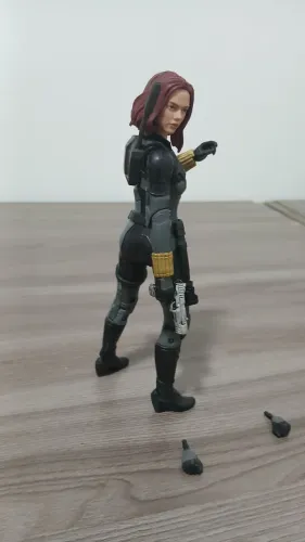 Viúva Negra Marvel Legends