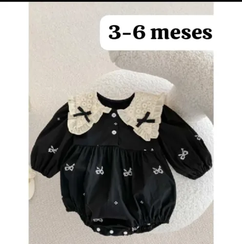 Romper luxo preto 3-6 meses com detalhes na gola