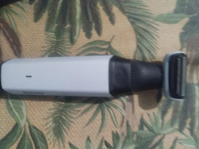 APARADOR DE PELOS PHILIPS USO SECO E MOLHADO *71