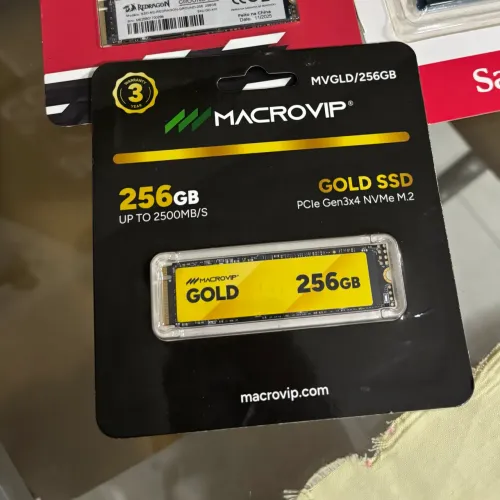 SSD M.2 NVMe Macrovip Gold 256GB 2280 PCIe Gen 3x4 Preto e Amarelo