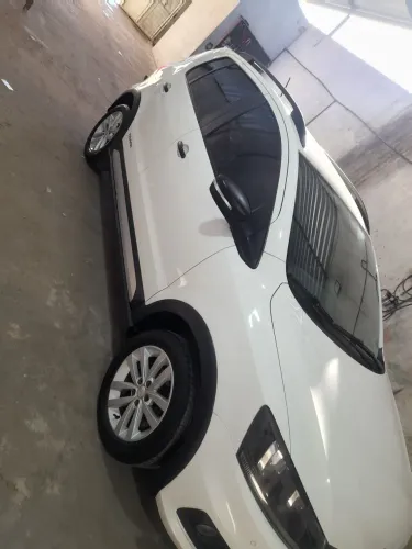 Volkswagen Fox Track 1.0 Flex 12V 5P 2016
