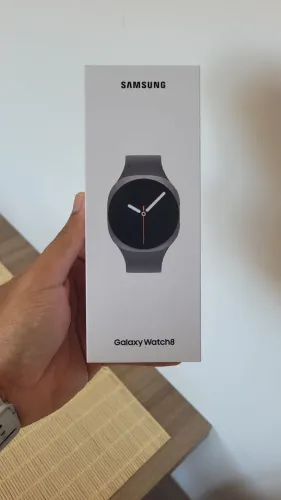 Samsung Galaxy Watch 8 40mm - Novo Lacrado