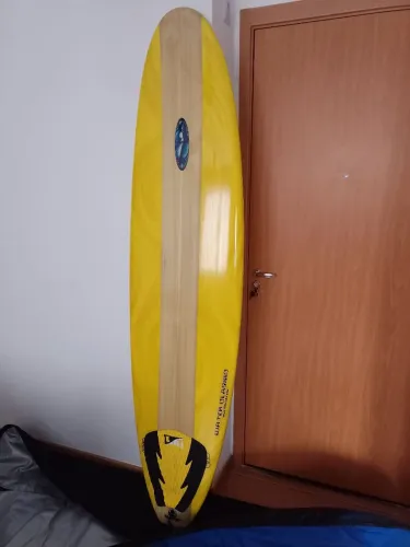 Prancha de surf fan 7.0 x 20 1/2 com quilhas e capa térmica!! Só venda não aceito troca!!