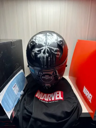 Capacete HJC Rpha 11 Punisher Marvel NOVO