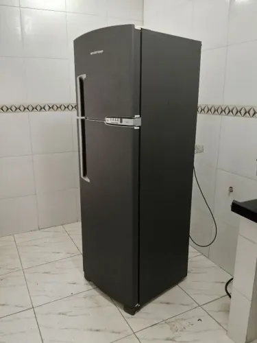 Geladeira Brastemp (motor avariado)