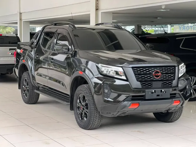 Nissan Frontier Pro4x CD 4X4 2.3 Bi-TB Die. AUT 2026