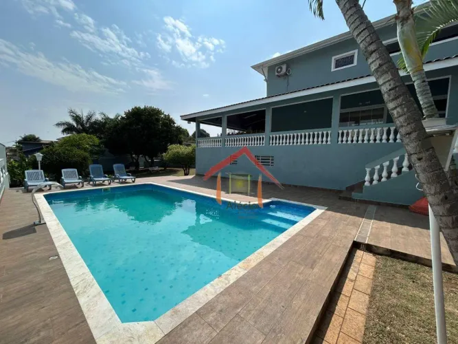 Casa com 3 dormitórios para alugar, 340 m² por R$ 8.685,00 - Medeiros - Jundiaí/SP