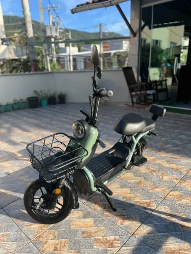 Moto elétrica SANS - Modelo excelente de 750w - Seminova