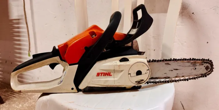 Motosserra STIHL MS 172 C - Seminova / Ótimo estado
