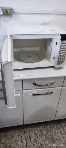 Vendo microondas Eletrolux 31L