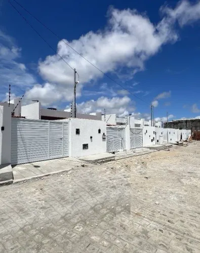 Casa com 2 dormitórios à venda, 63 m² por R$ 265.000,00 - Praia de Carapibus - Conde/PB