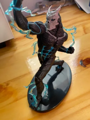 Kotobukiya Kaiju No. 8 - Artfx J Figure