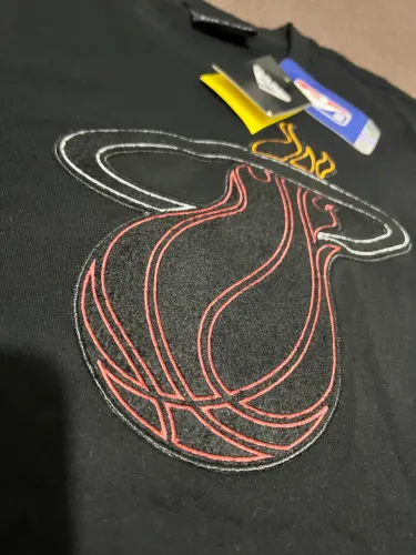 Camiseta preta NBA - Miami Heat