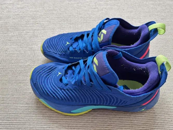 Tênis Jordan Luka azul nº 41 - Basquete
