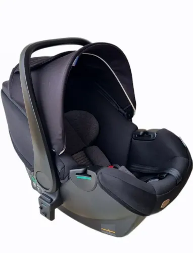 Chicco Kory Plus i-Size - Bebê Conforto Semi-novo
