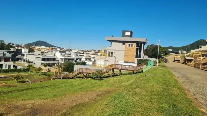 Terreno em condomínio fechado à venda, Condomínio Jardim Ingleses - I, Florianópolis/SC.