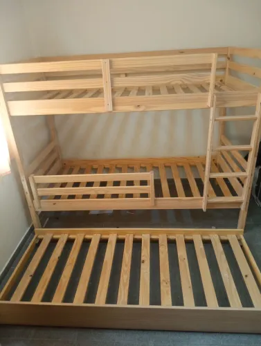 Cama Triliche com escorrega + 2 colchões de solteiro 