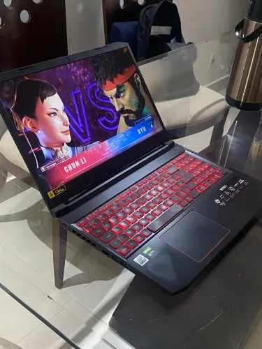Notebook Acer Nitro 5 i7 10th gen GTX 1650, 144hz, 16gb de ram, SSD 512Gb