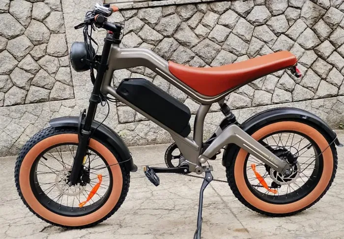 Bike Elétrica V8 PRO 2026 Nova | NFC + Painel Digital + Suspensão