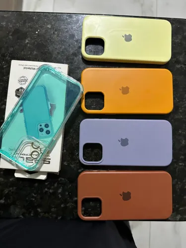 Vendo capas 12 pro