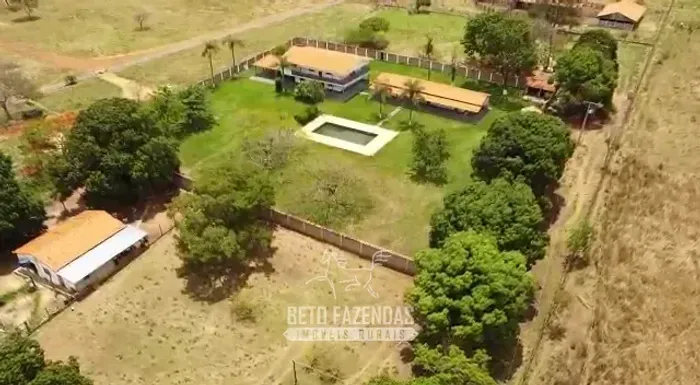 Imóvel para venda com 120000000 metros quadrados em Zona Rural - Arinos - MG
