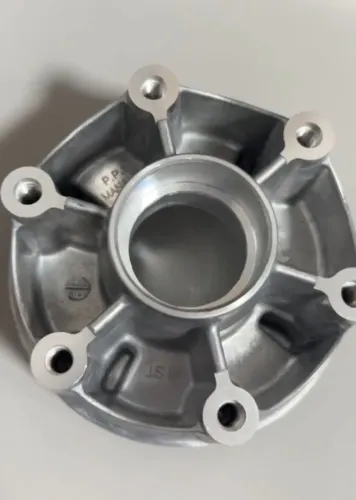 Flange/Cubo Roda Traseira Yamaha 