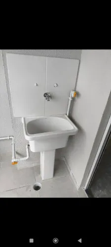 Tanque Deca Área de Serviço Branco
