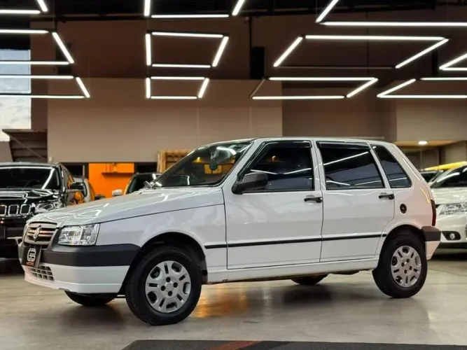 Fiat Uno Mille 1.0 Fire/ F.flex/ Economy 4P 2013