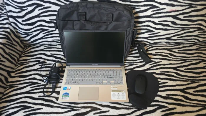 NOTEBOOK ASUS Vivobook 15