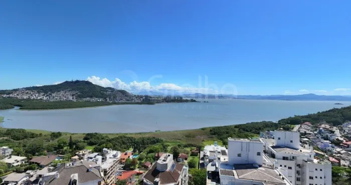 Cobertura para Venda em Florianópolis, João Paulo, 3 dormitórios, 3 suítes, 4 banheiros, 3