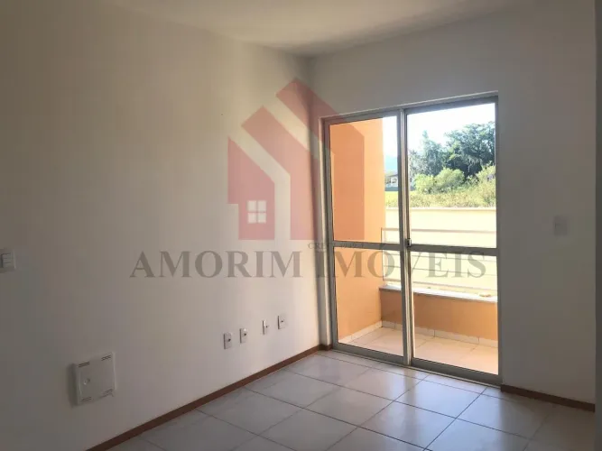 Apartamento com 02 dormitórios no bairro Itaipava