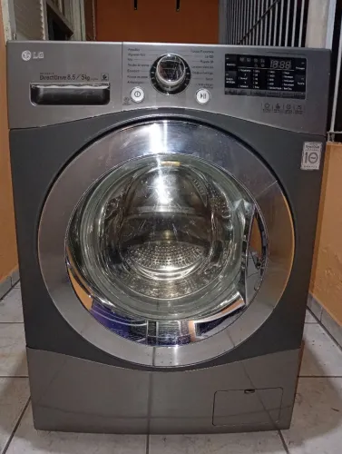Lava e seca LG 8.5kg sistema touch screen higienizada e revisada,com entrega ? e
