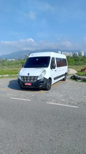 Aluguel de van com motorista para eventos