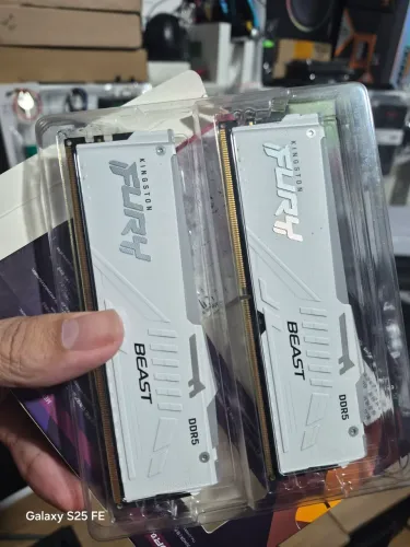 Memória Ram 2x16gb ddr5 6000mhz CL46 HIPERX FURY BEST RGB White