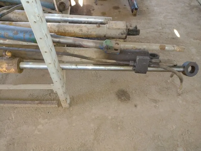 Cilindros hidráulicos usados