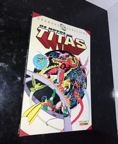 Os novos titãs grande clássico DC 