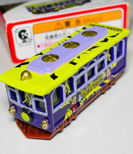 Disney Tokyo Veiculo Tomika Takara Tomy : 1/97 p/ fãs de Disney Hotwheels - carrinho
