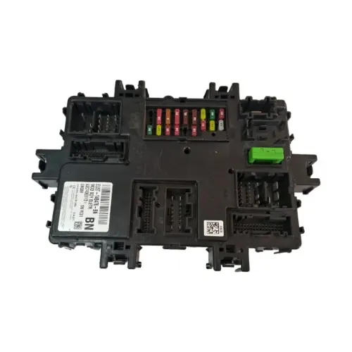 Caixa de fusível Ford Ka 1.0 
