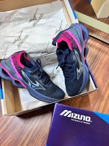 Tênis Mizuno Wave Rider 26 - Novo
