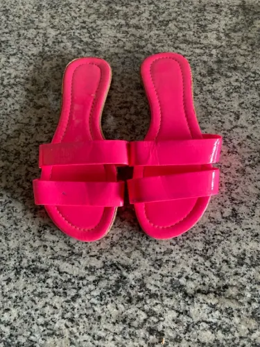 Sandálias Rosa Neon