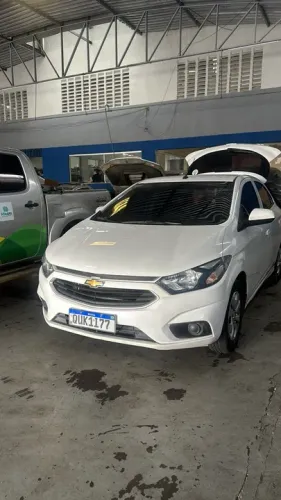 Aluguel de veículos pra app uber e 99 pop Chevrolet Onix 2019
