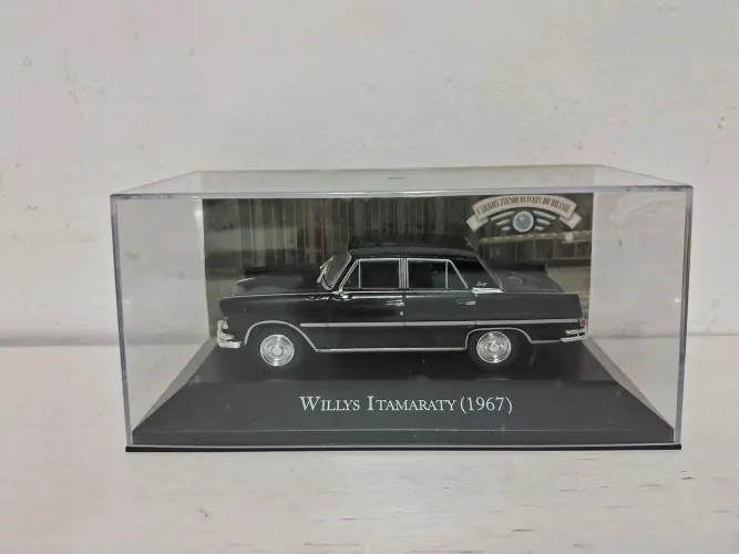 Willys Itamaraty 1967 - Miniatura em escala 1 43 