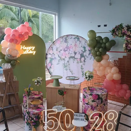 Decoração pegue e Monte