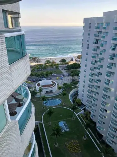 Apartamento com lazer completo para alugar Avenida Lúcio Costa, Barra da Tijuca, Rio de Ja