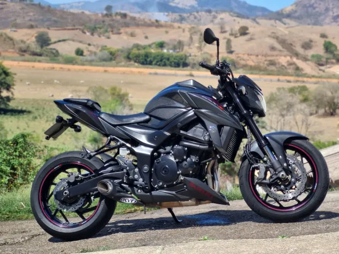 Gsx-s 750 (manutenção e procedência)