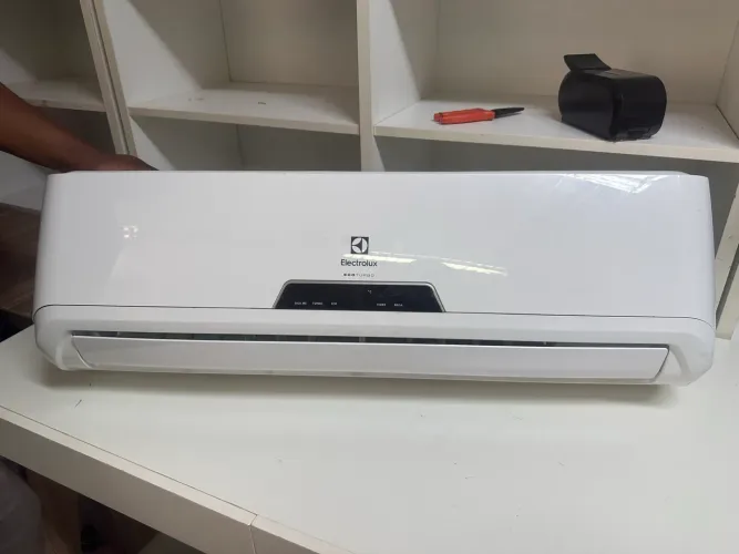 AR CONDICIONADO - (ACEITO APENAS PIX)