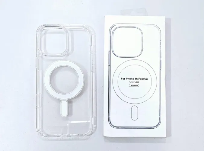 Capa Transparente Magnética para iPhone 16 Pro Max