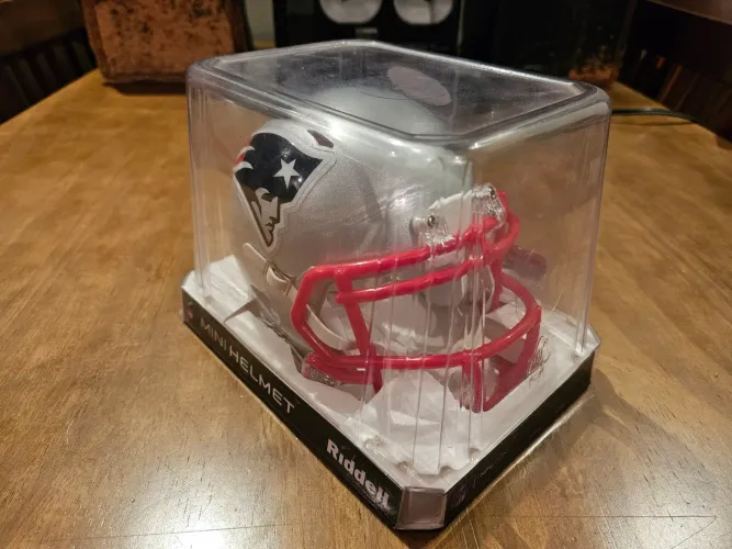 Mini Capacete Riddell New England Patriots decorativo 
