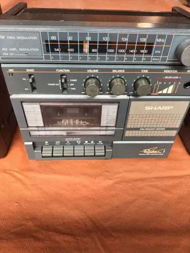 Rádio Vintage Sharp